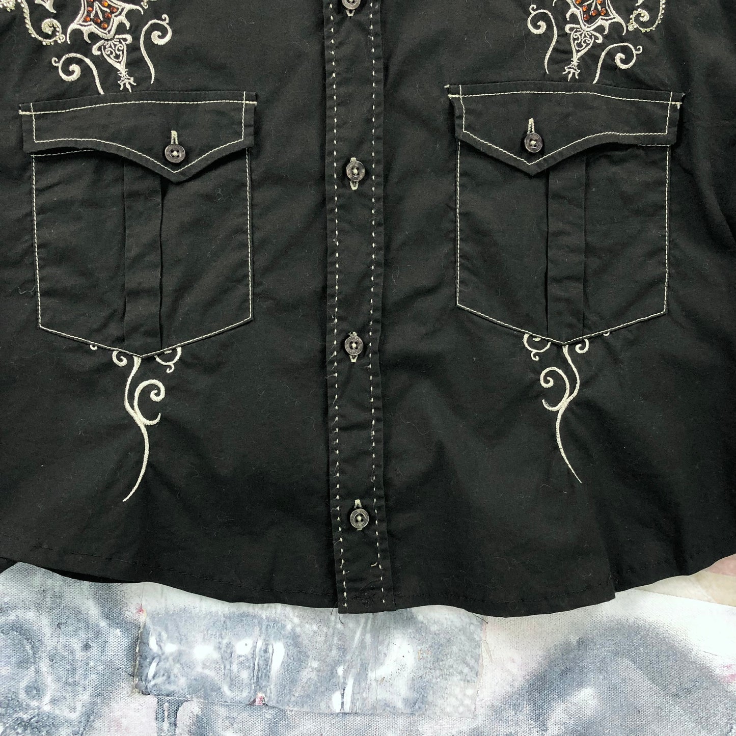 Vintage Y2K Victorious Rhinestone Cross Button Cropped Shirt XXL