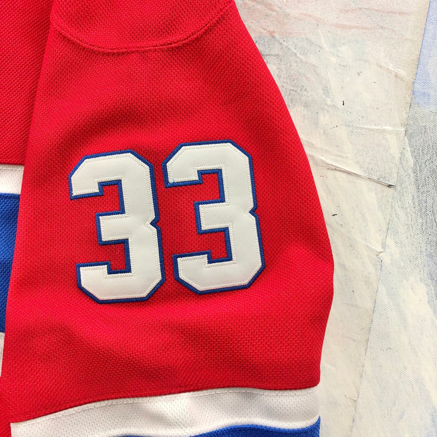 Vintage Hockey CCM NHL Montreal Canadiens Patrick Roy 33 Jersey 52
