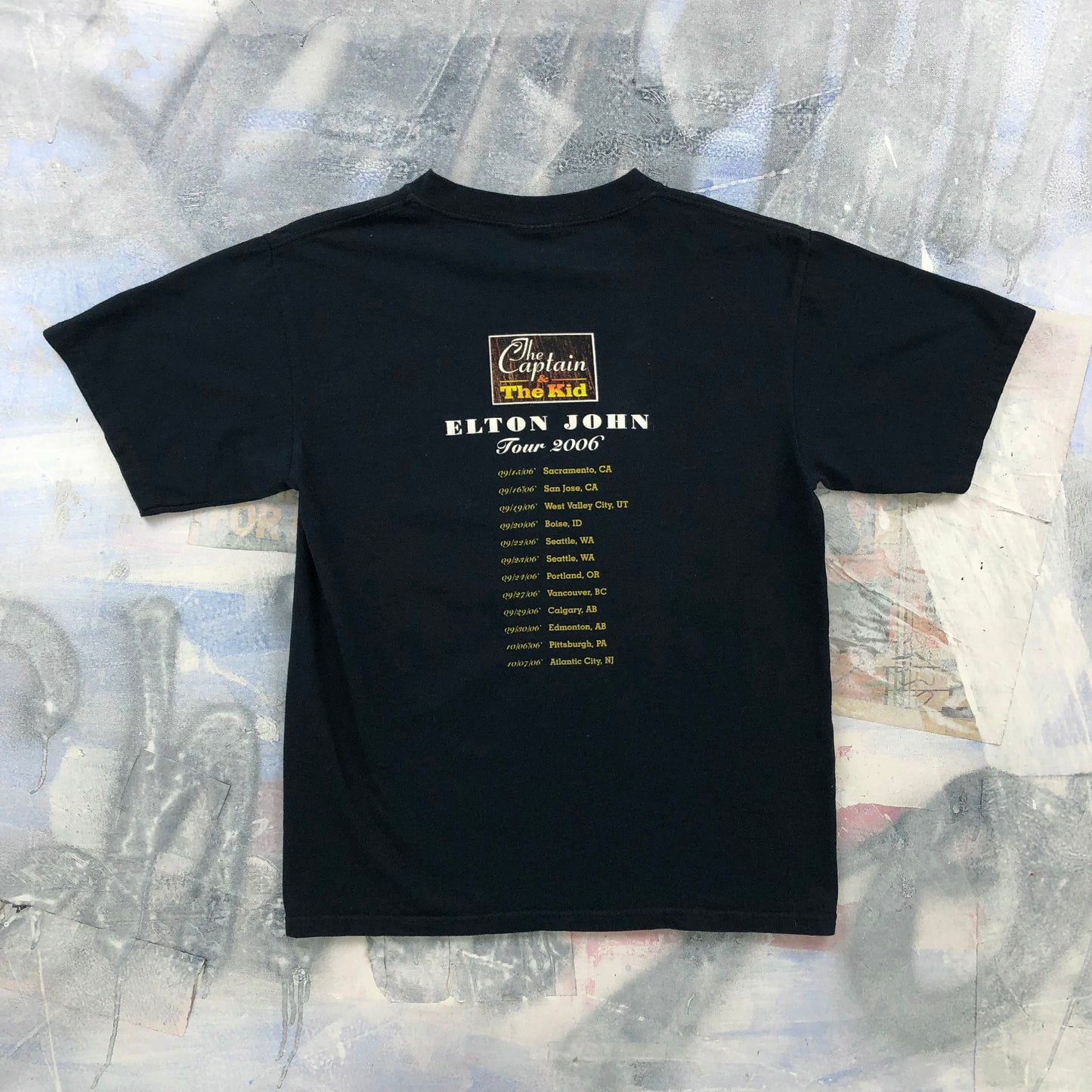 Vintage Elton John The Captain & The Kid 2006 Tour T Shirt M