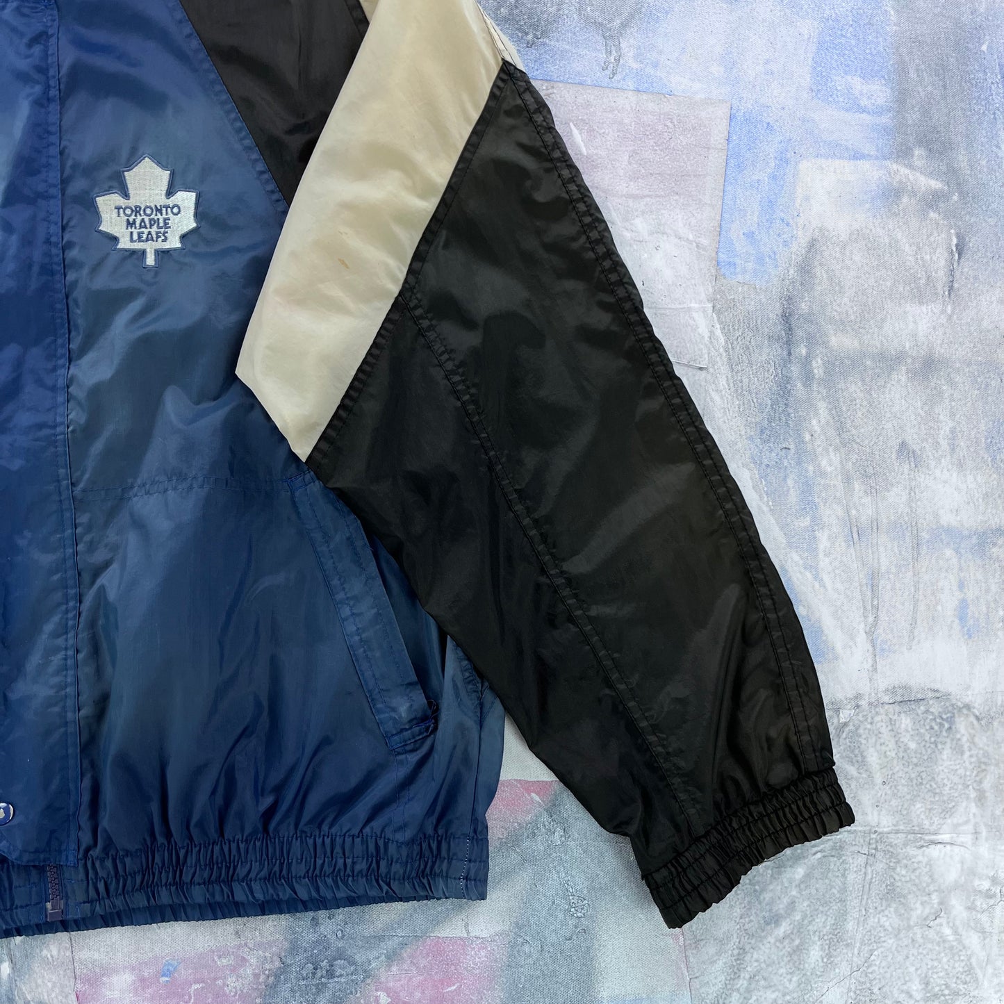 Vintage 90s NHL Toronto Maple Leafs Windbreaker Zip Jacket M