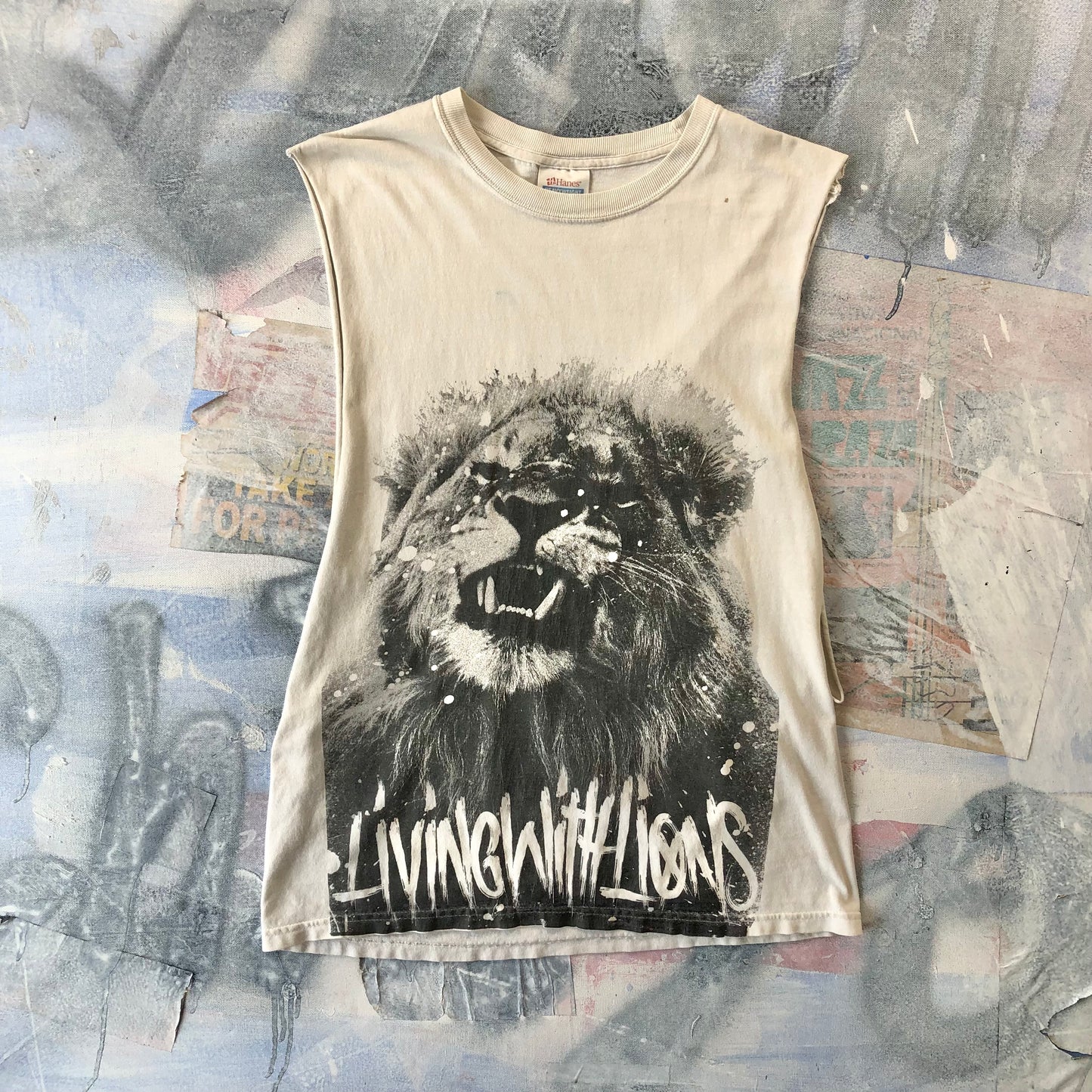 Vintage Living With Lions Tank Top T Shirt M
