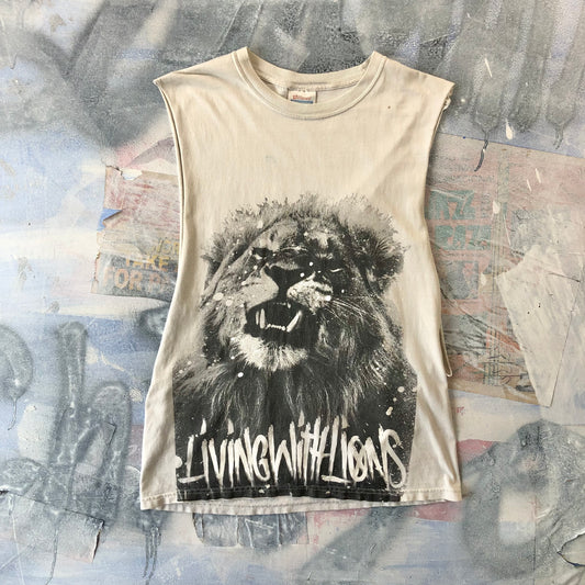 Vintage Living With Lions Tank Top T Shirt M