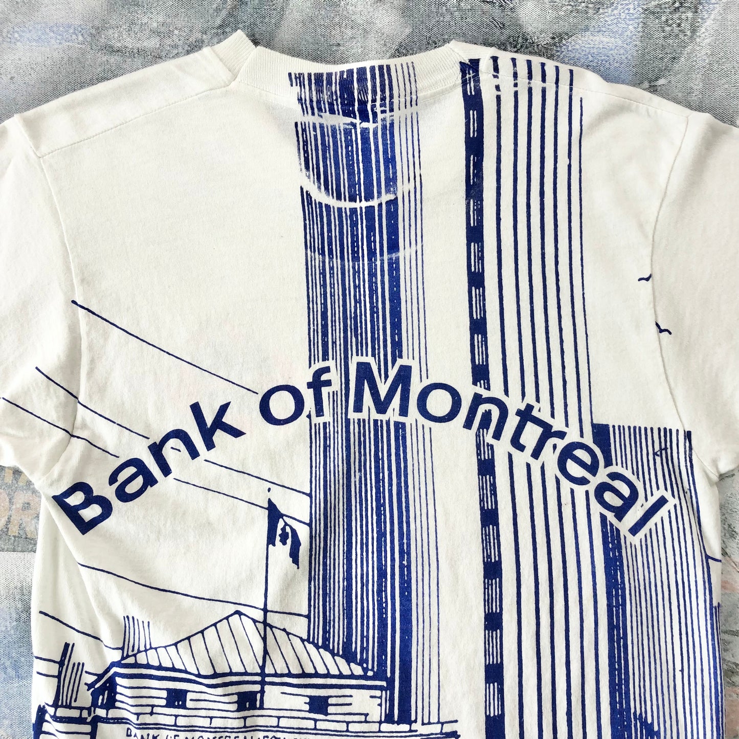 Vintage USA 90s Bank Of Montreal USA T Shirt L