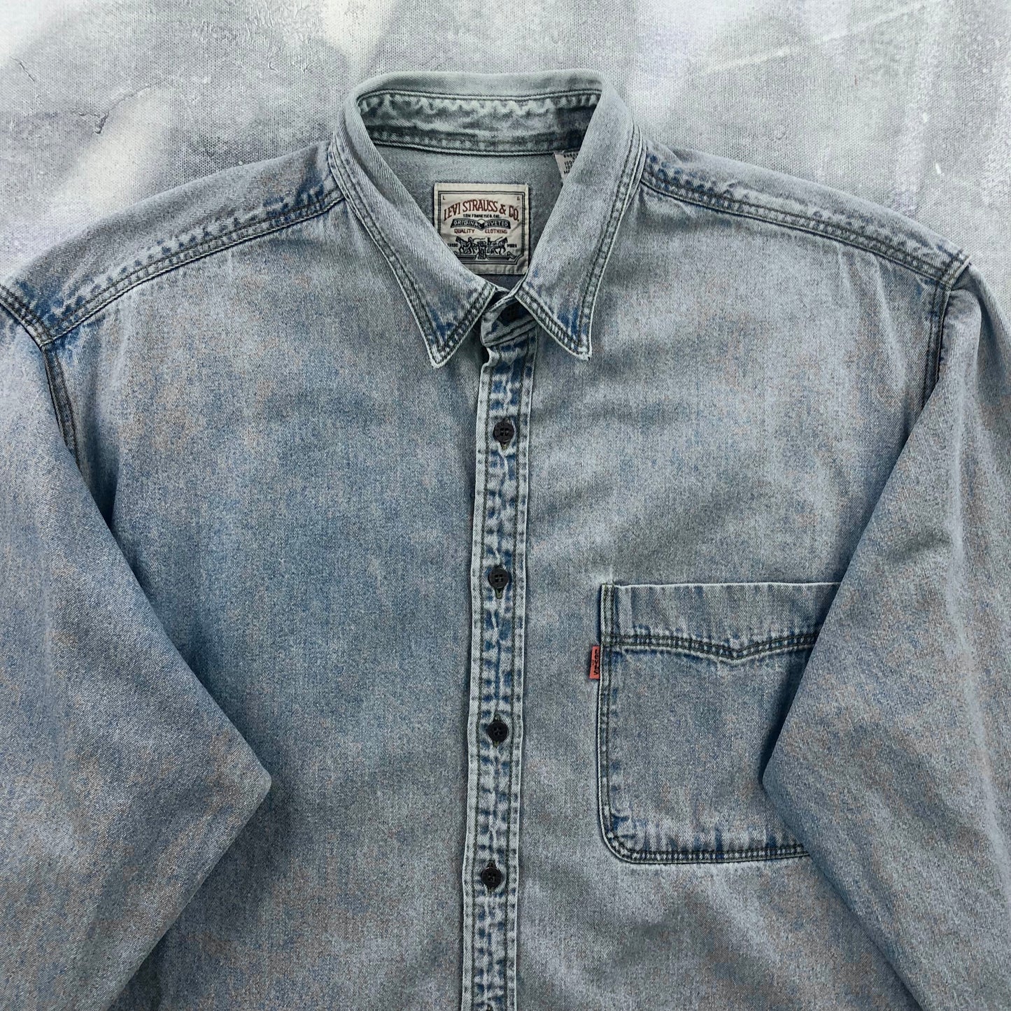 Vintage 90s Levis Orange Tag Denim Button Shirt L