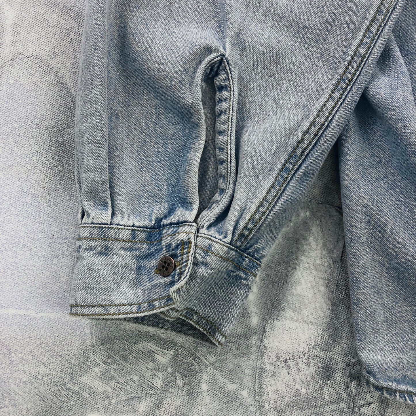 Vintage 90s Levis Orange Tag Denim Button Shirt L