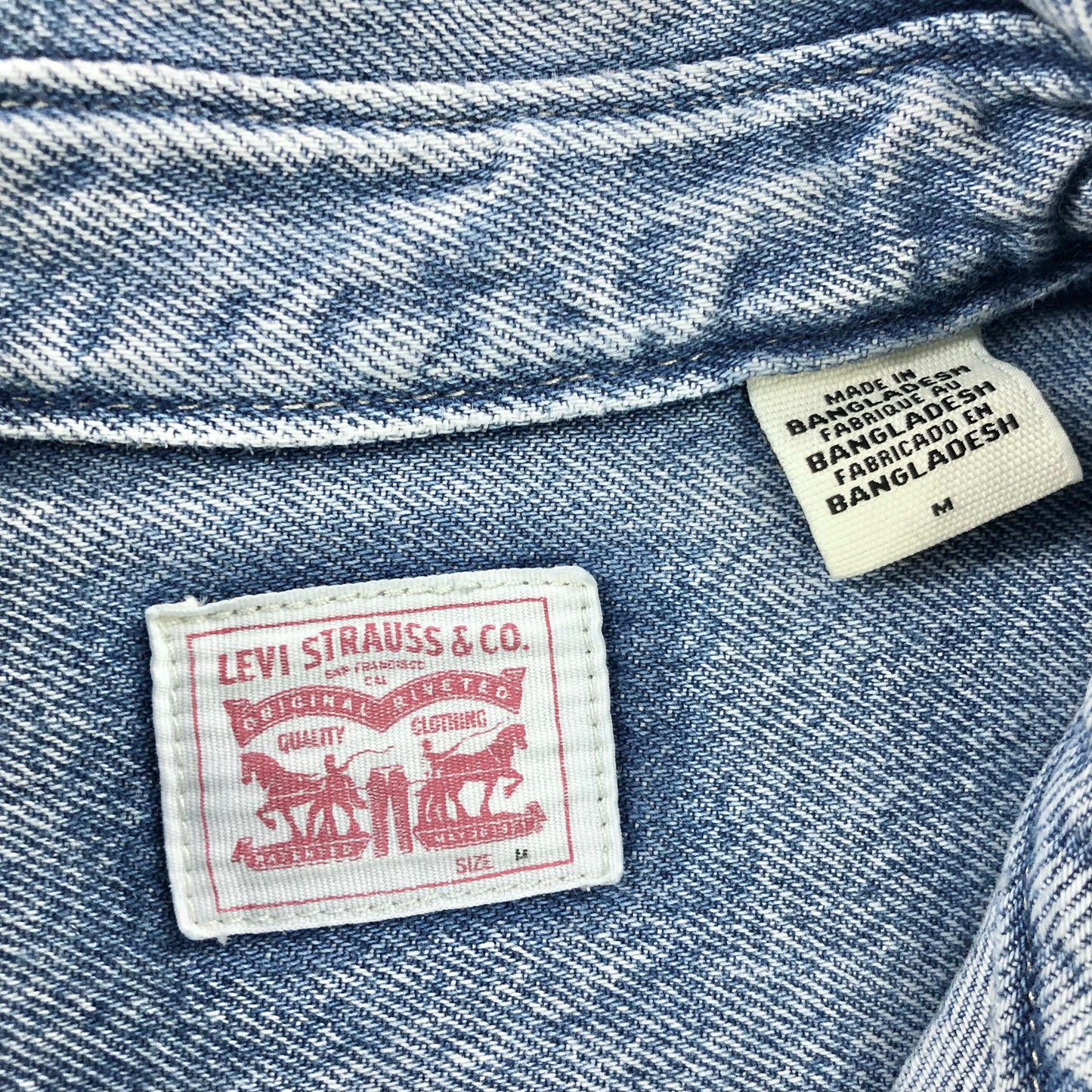 Vintage Levis Western Distressed Style Denim Button Shirt M