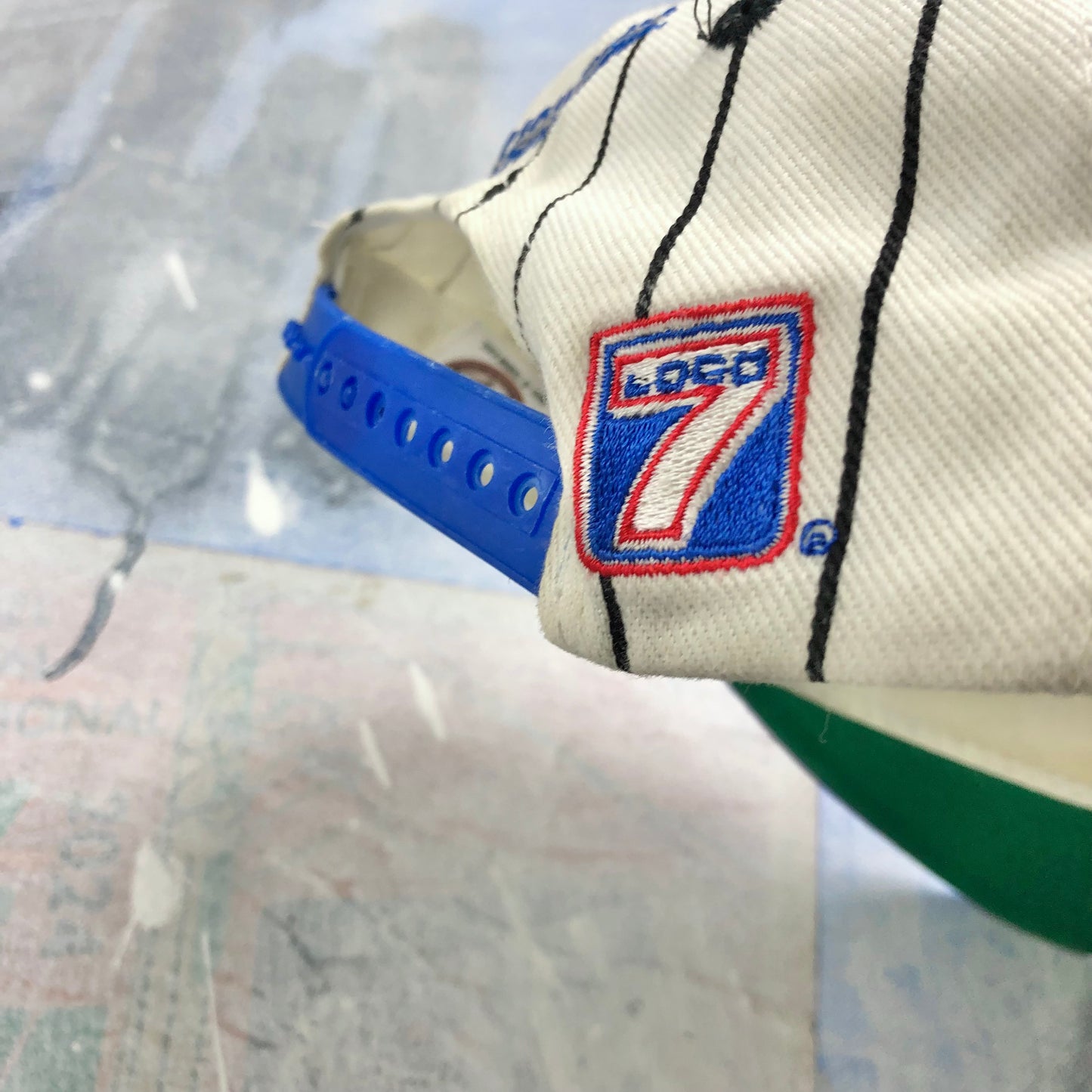 Vintage NHL Tampa Bay Lightning Pin Stripe Snapback Hat