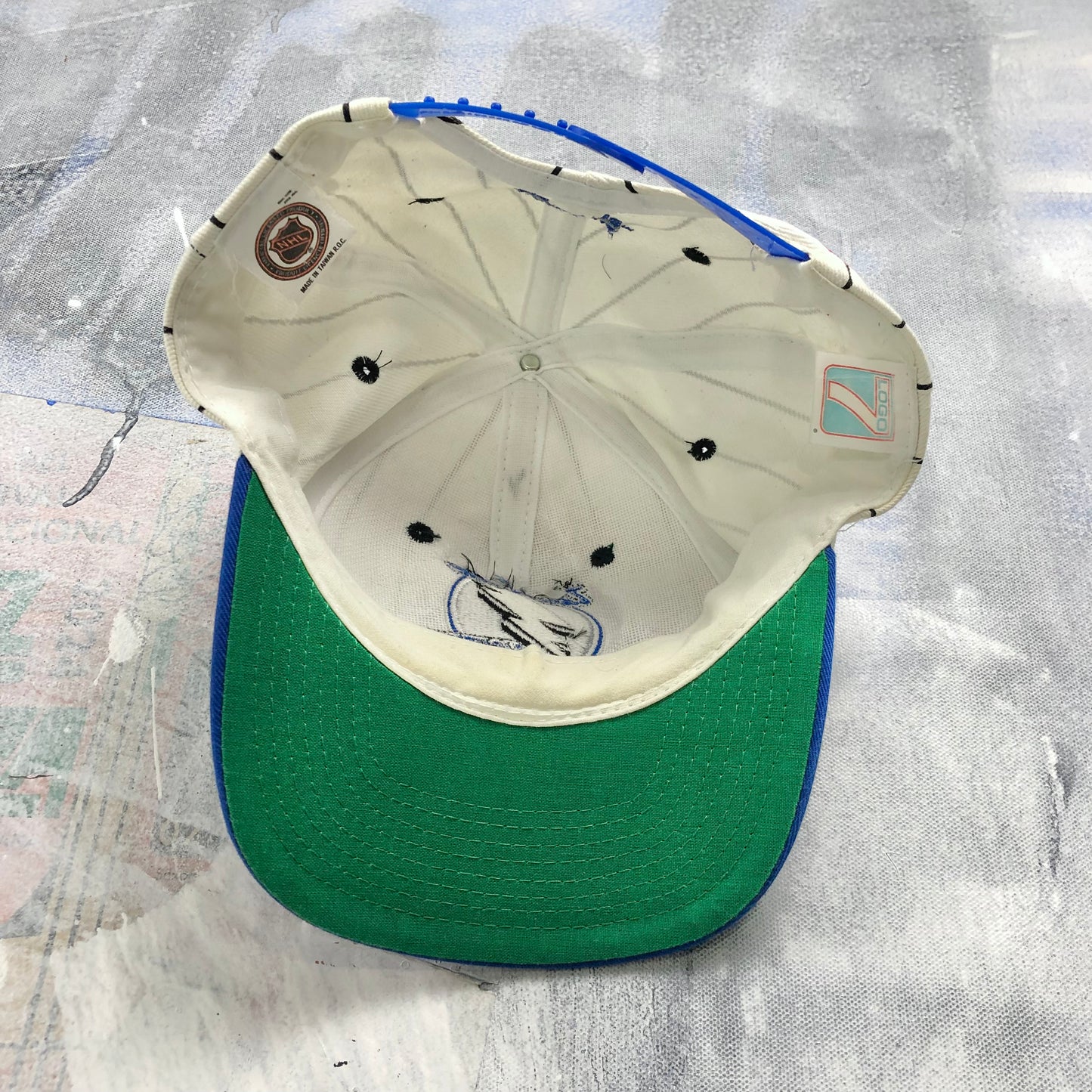 Vintage NHL Tampa Bay Lightning Pin Stripe Snapback Hat