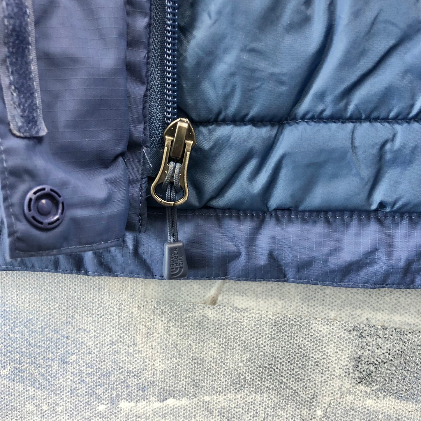 The North Face Dryvent Quilted Lined Hooded Rain Zip Jacket L (Womens)
