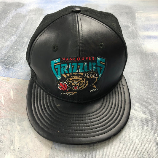 Vintage New Era Hardwood Classics NBA Vancouver Grizzlies Half Leather Snapback Hat