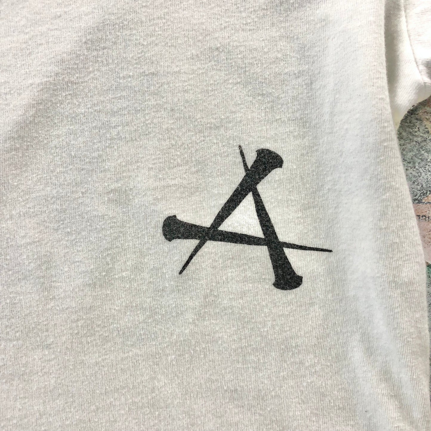 Vintage Y2K Affliction Skull Wings Cross V Neck T Shirt L