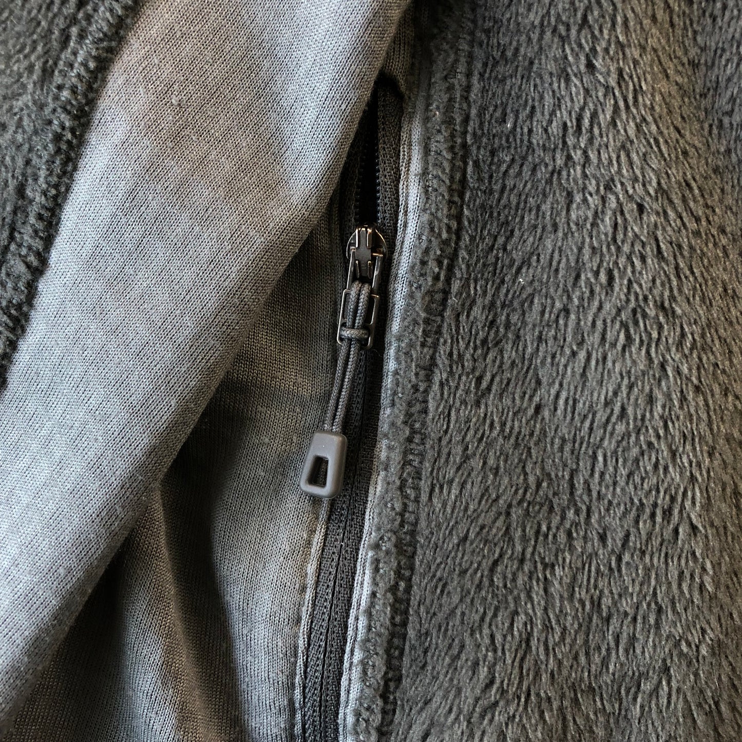 Vintage Patagonia R2 Polartec Thermal Pro Zip Fleece Sweatshirt L