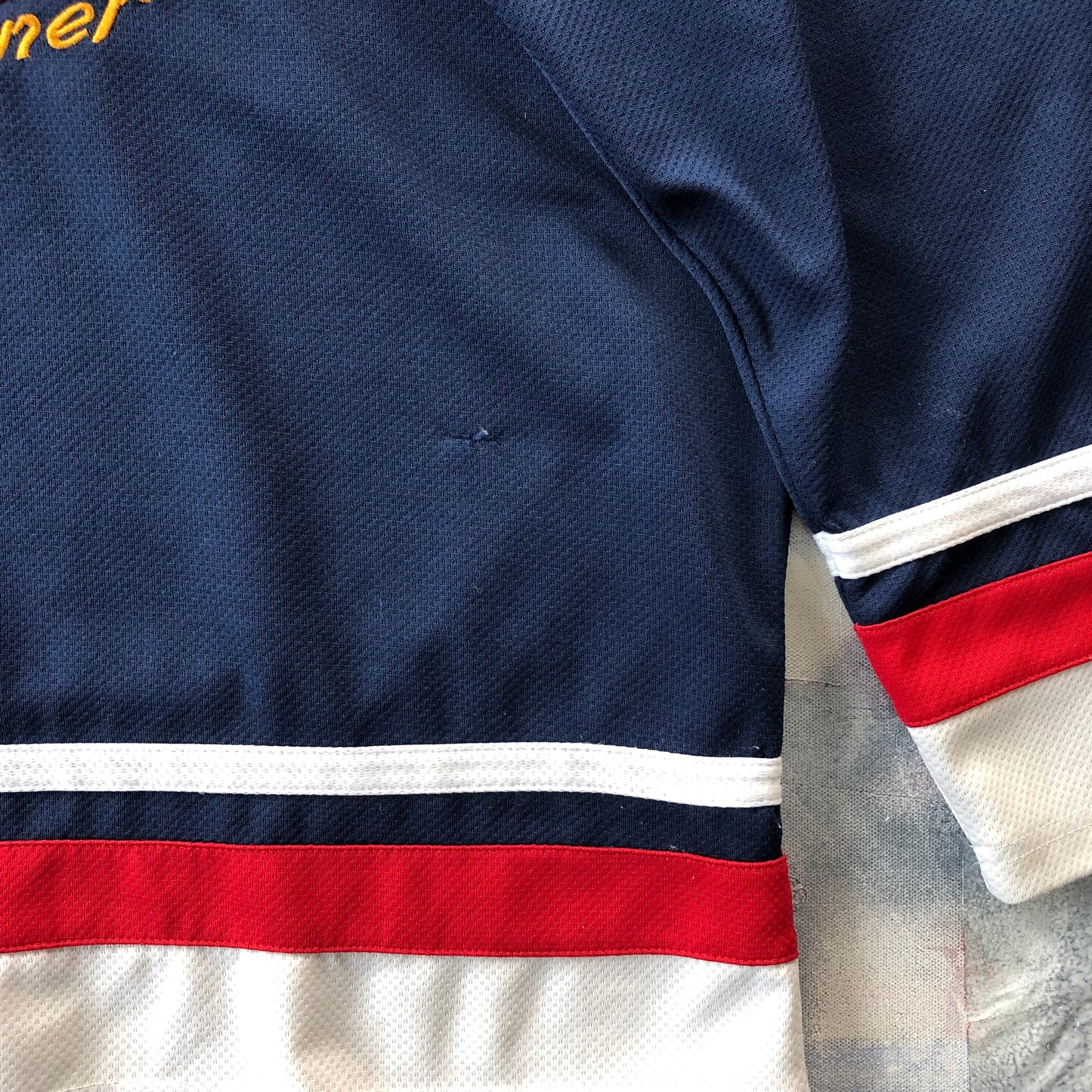 Vintage 90s Labatt Blue Pilsener Hockey Jersey XL
