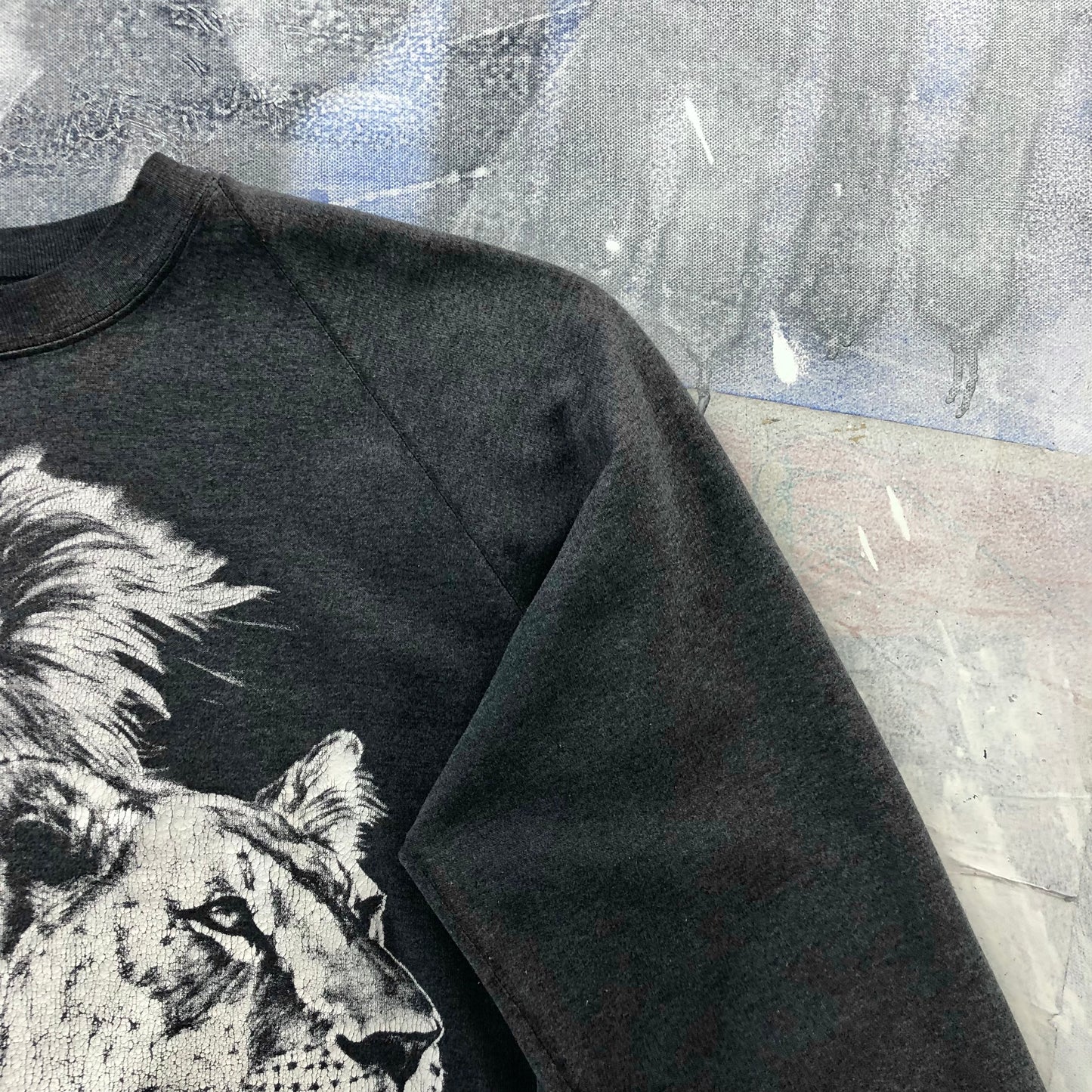 Vintage Lions Nature Crewneck Sweatshirt M