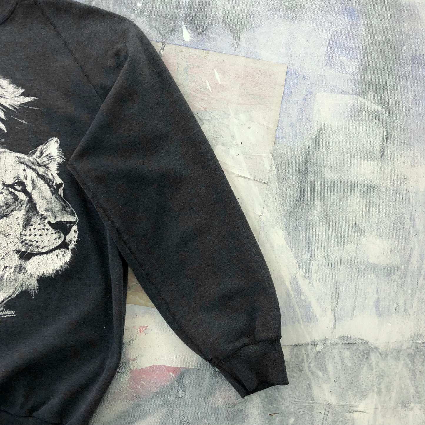 Vintage Lions Nature Crewneck Sweatshirt M