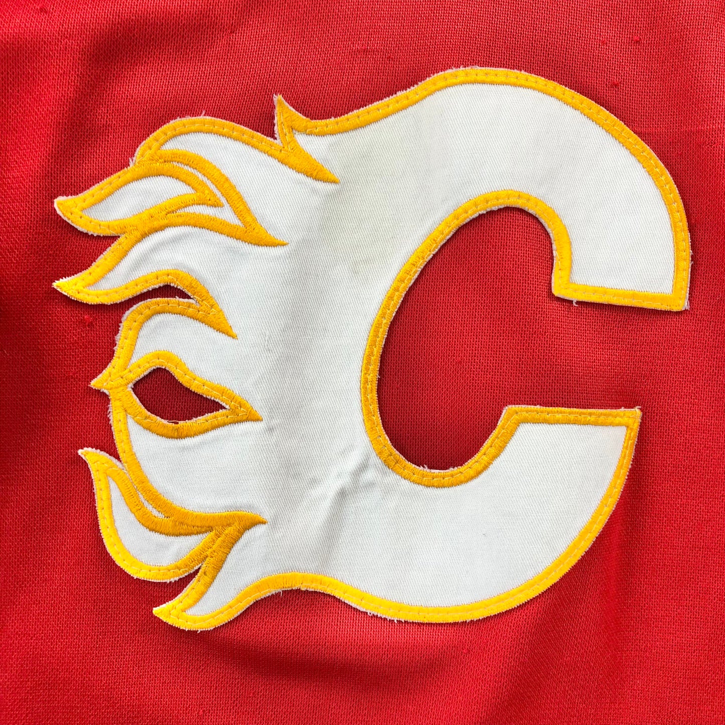Vintage CCM NHL Calgary Flames Jersey L