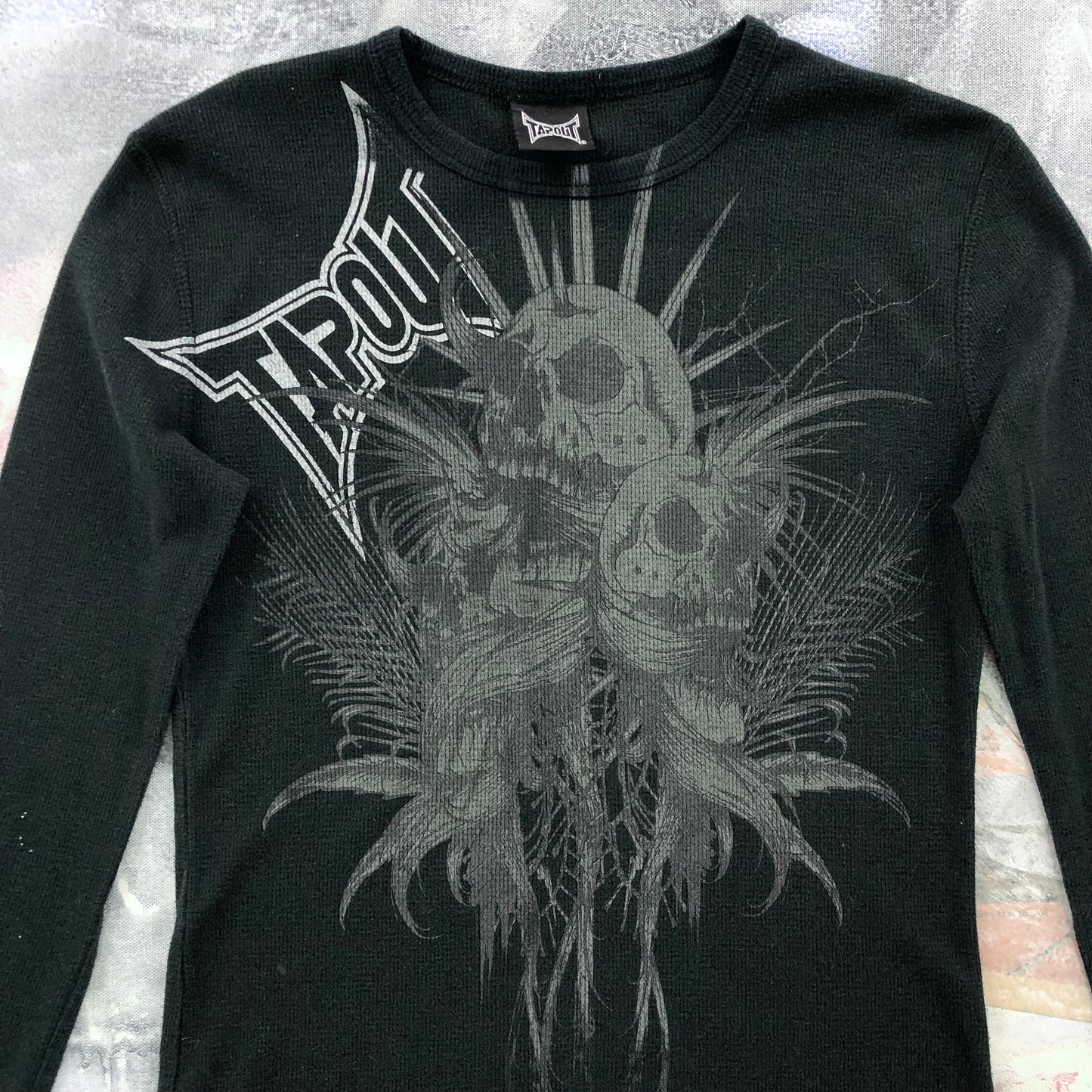 Vintage Y2K MMA Tapout Skull Long Sleeve Waffel Knit Shirt S
