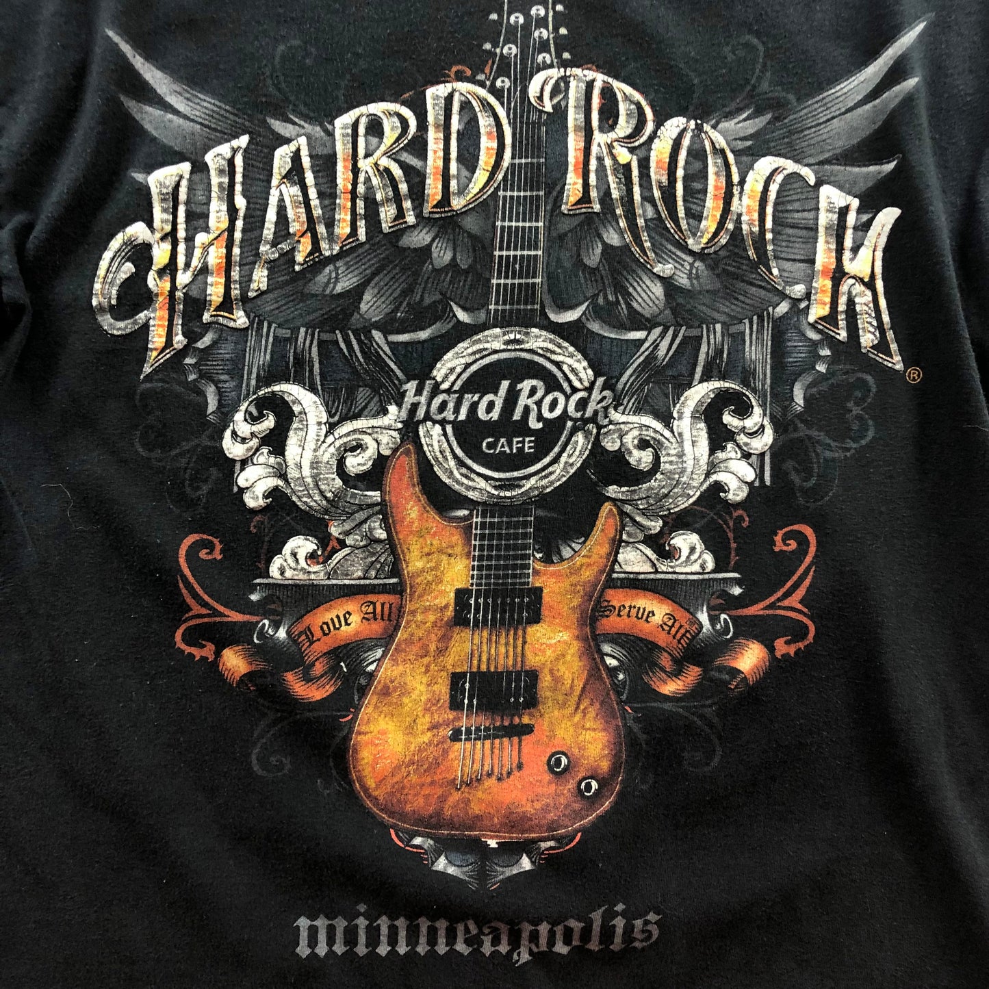 The Hard Rock Cafe Love All Serve All Minneapolis T Shirt M
