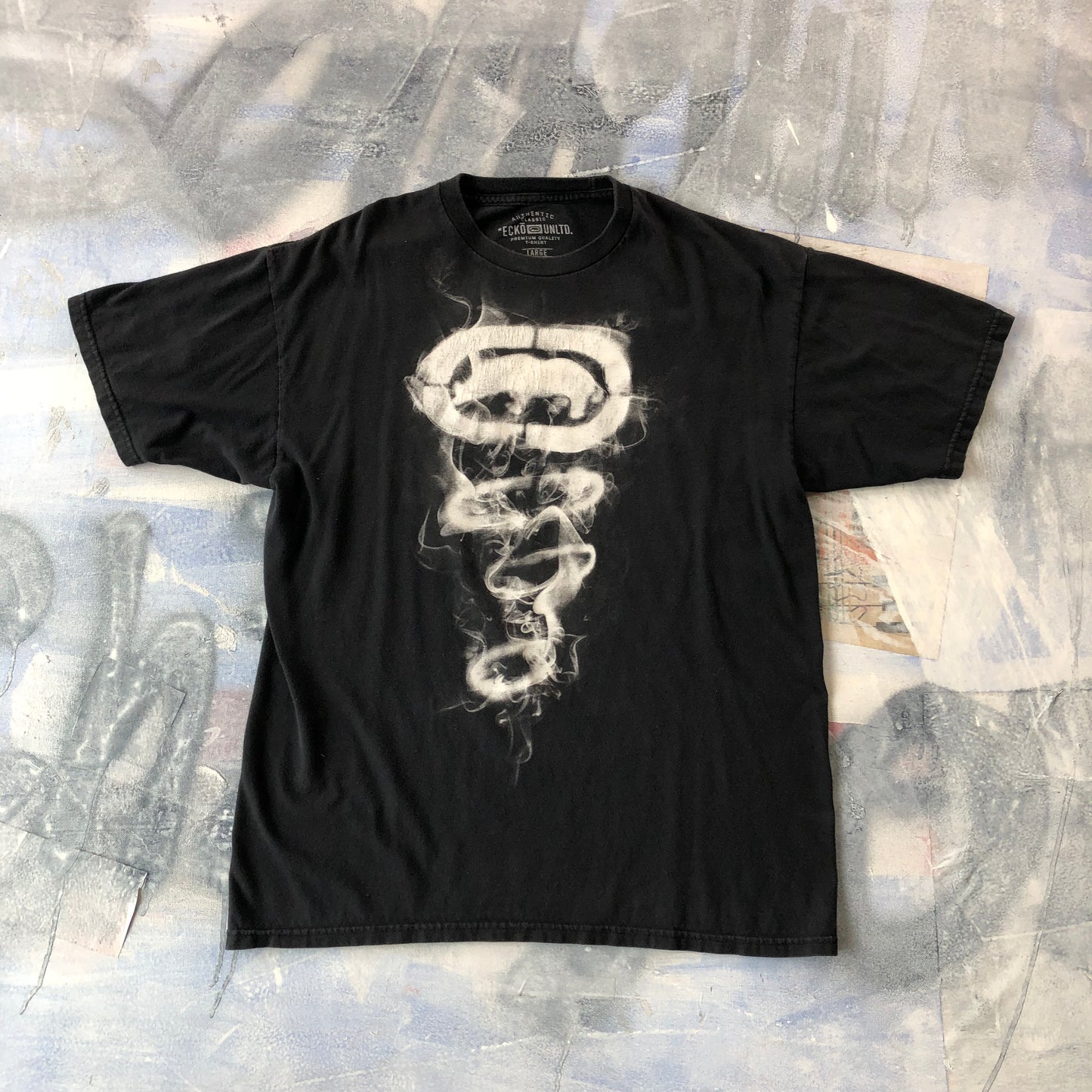 Ecko Unlimited Smoke Rhino T Shirt L