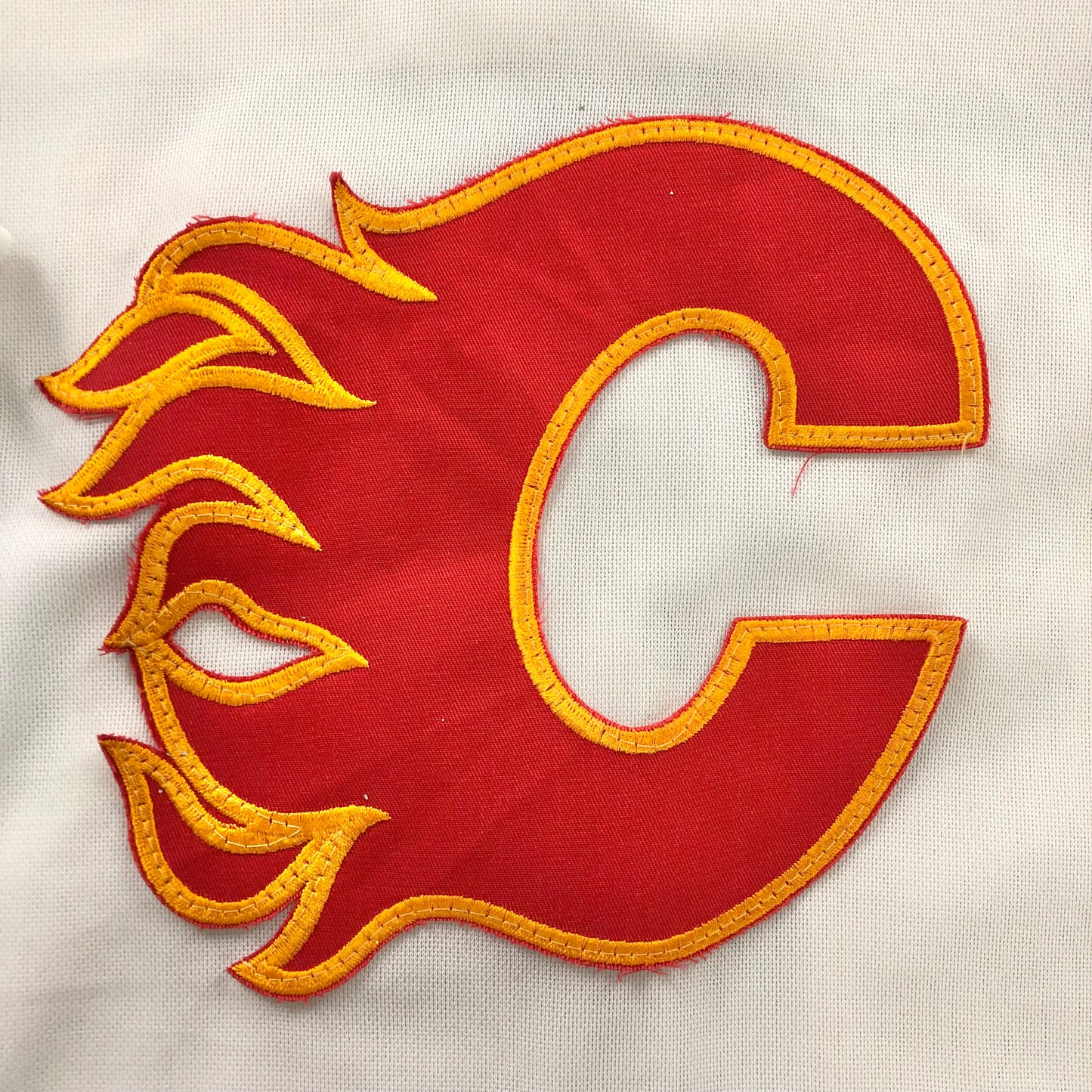 Vintage CCM NHL Calgary Flames Theoren Fleury 14 Jersey M