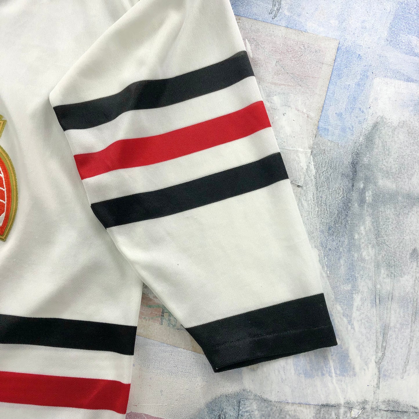 Vintage CCM NHL Chicago Blackhawks Jersey M