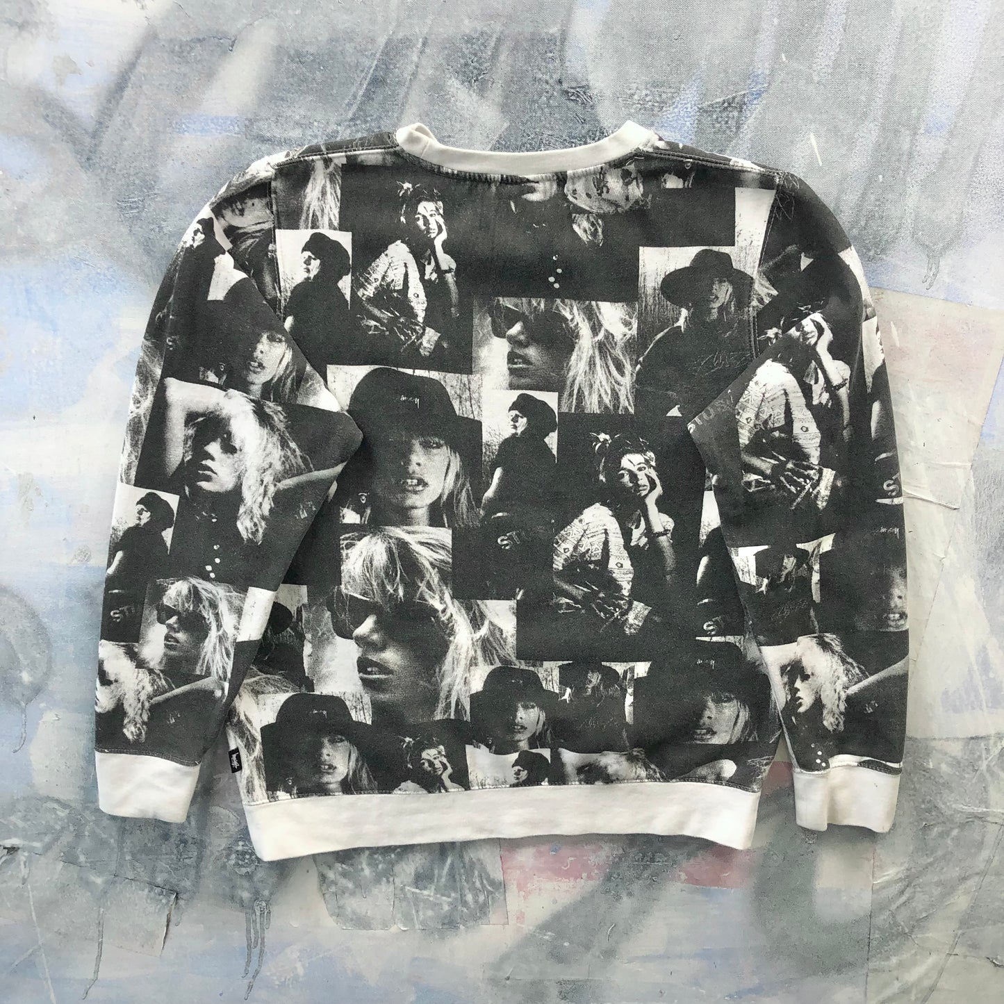 Stussy Laura Love AOP Crewneck Sweatshirt L