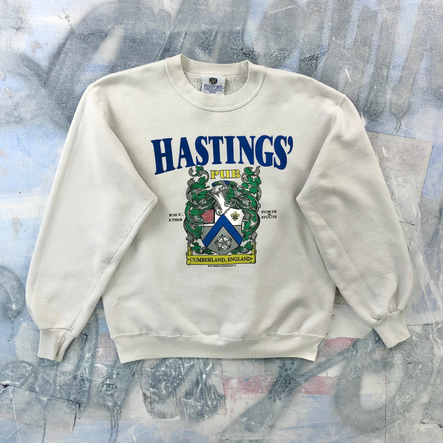 Vintage 90s USA Hastings Pub Cumberland England Crewneck Sweatshirt L