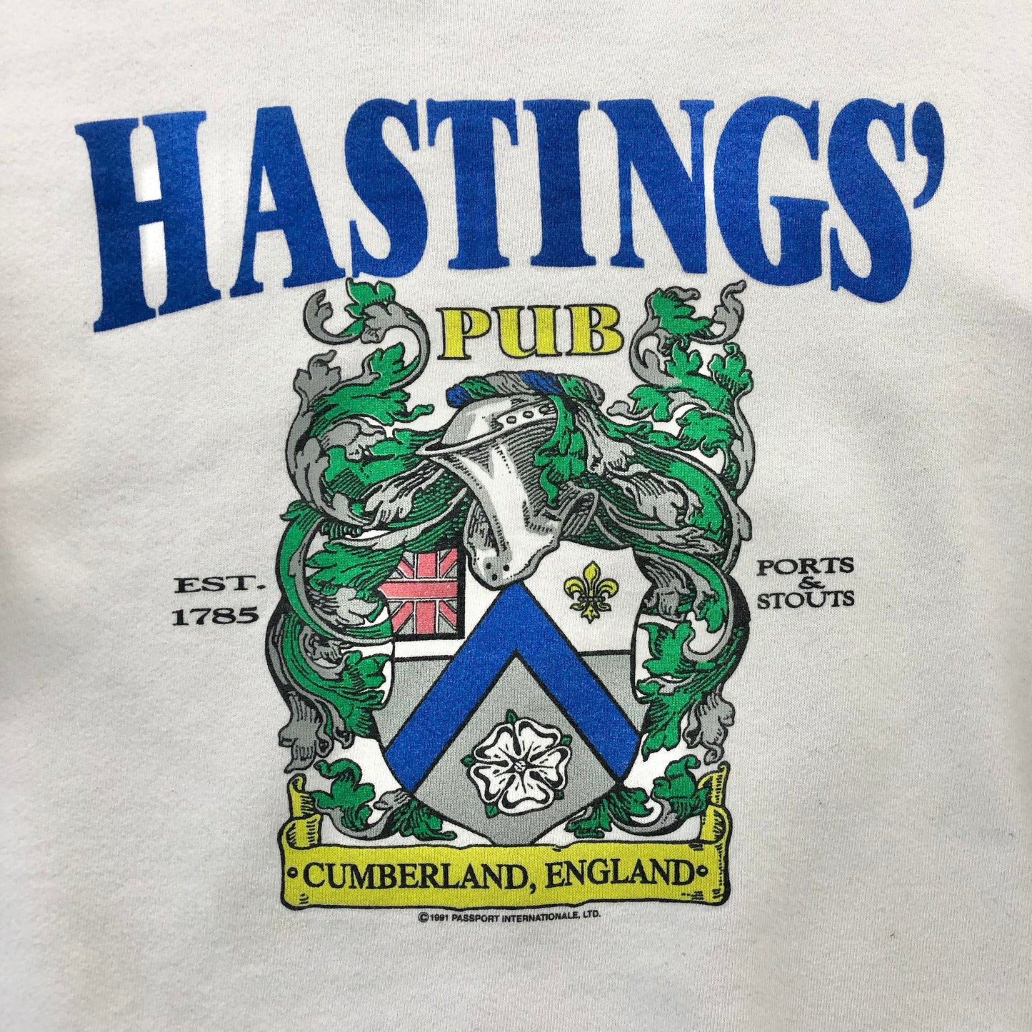 Vintage 90s USA Hastings Pub Cumberland England Crewneck Sweatshirt L