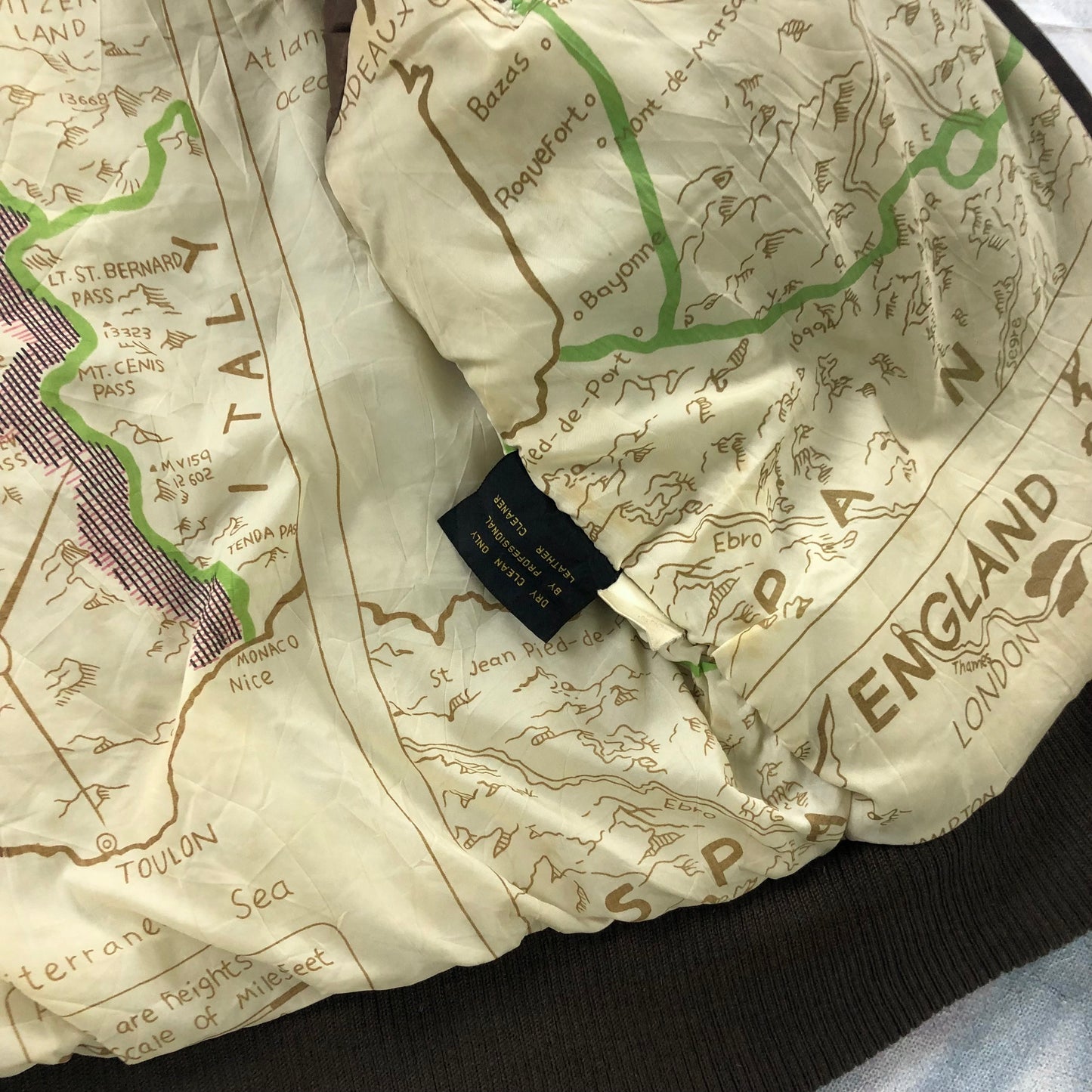 Vintage 80s Aberdeen European Map Lined Aviator Leather Bomber Zip Jacket M