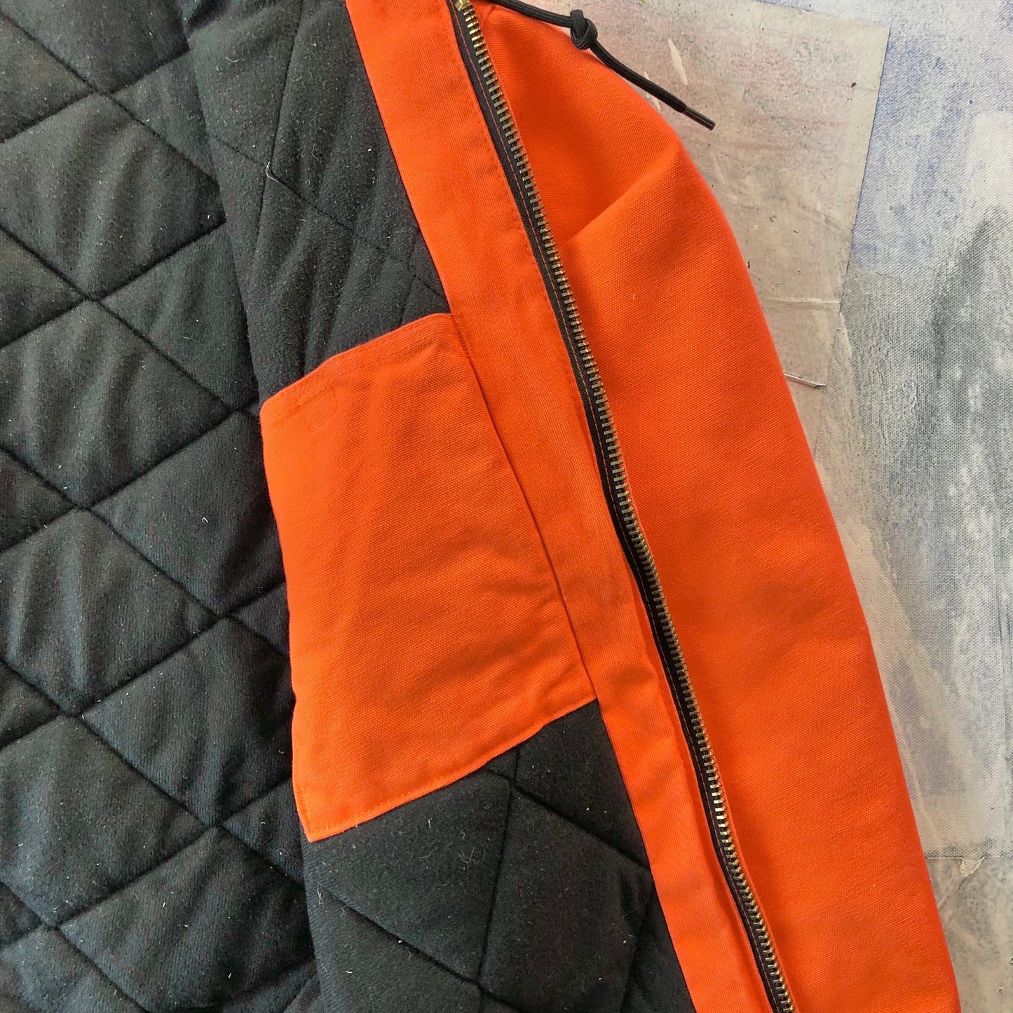 Vintage USA Carhartt J140 Blaze Quilted Lined Workwear Zip Hooded Jacket M