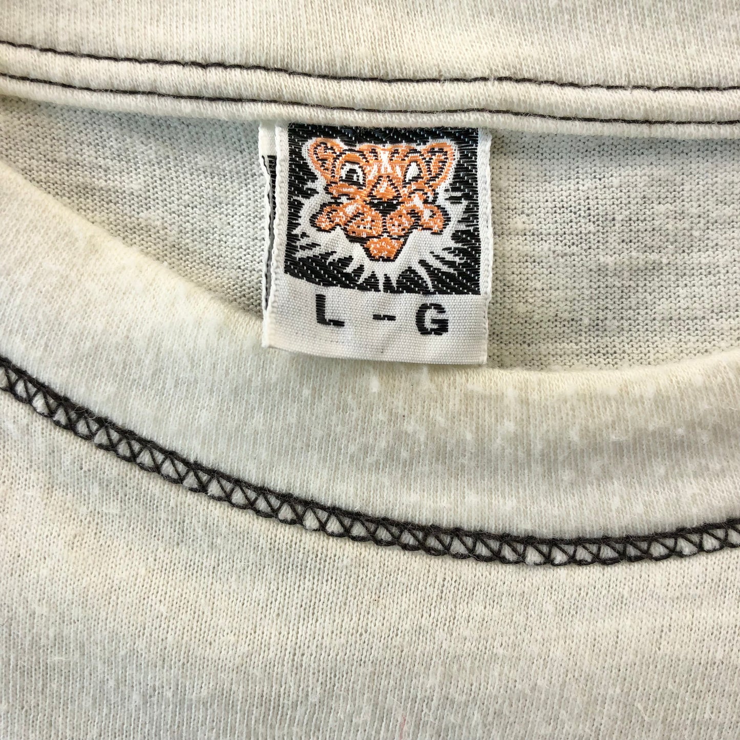 Vintage 70s Im A Virgin (This Is A Very Old Shirt ) T Shirt L