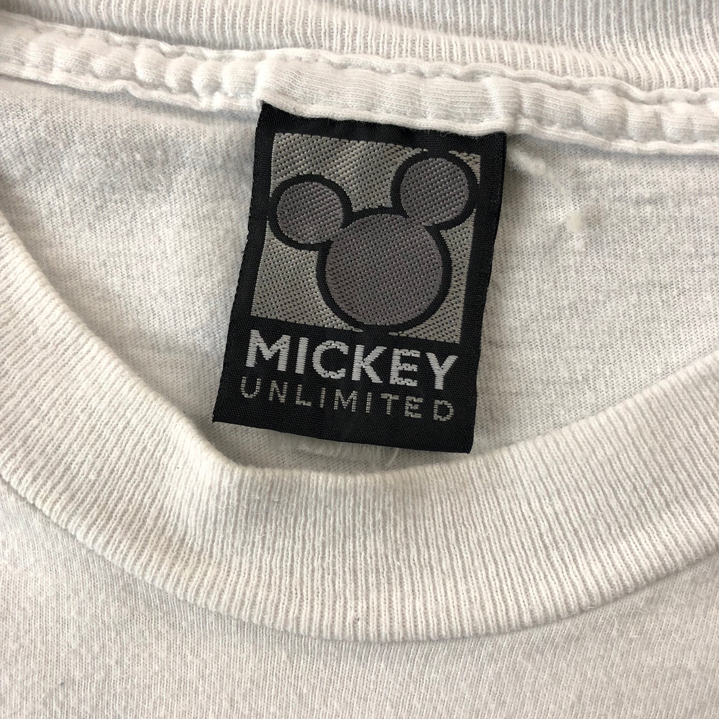 Mickey Unlimited Heart & Kisses T Shirt XL