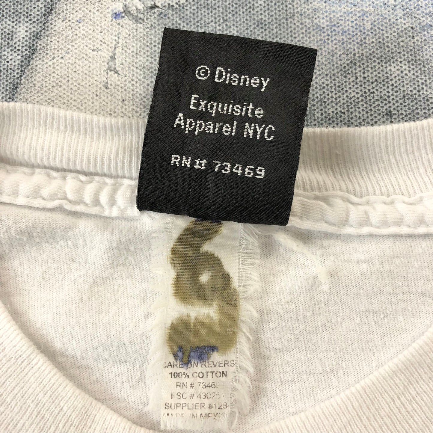 Mickey Unlimited Heart & Kisses T Shirt XL
