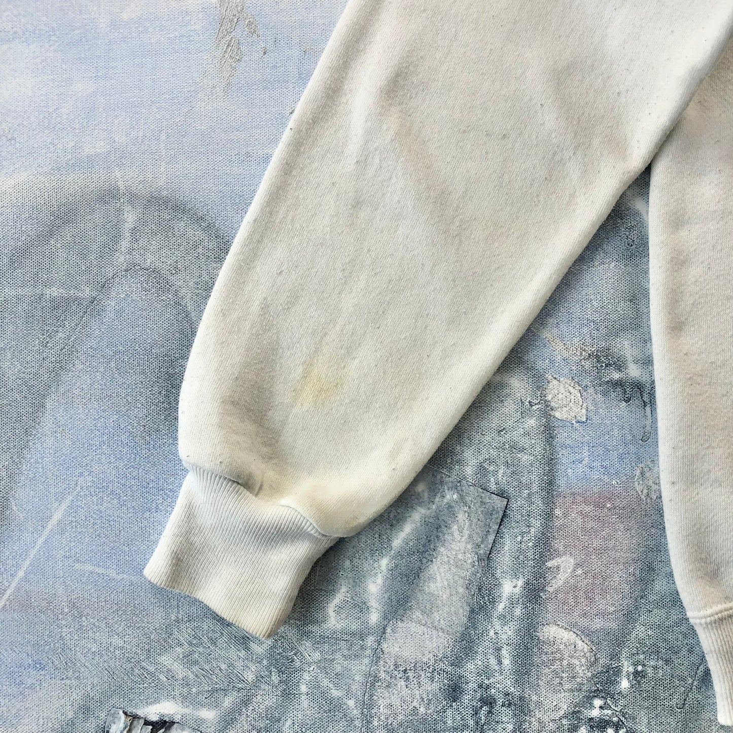 Vintage USA 80s Hawaii B Kilban Cat Surfing Dolphins Crewneck Sweatshirt S