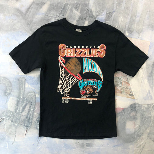Vintage 90s NBA Vancouver Grizzlies T Shjirt M
